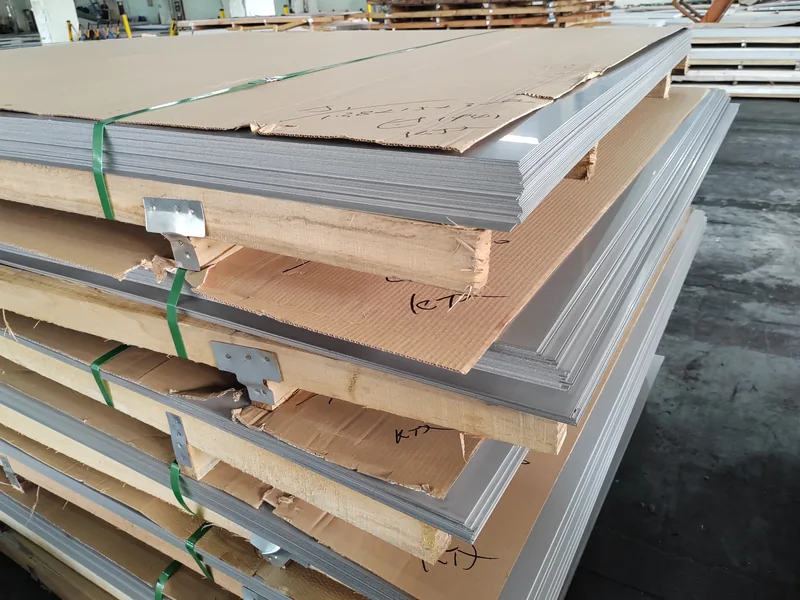 316L stainless steel sheets on pallets