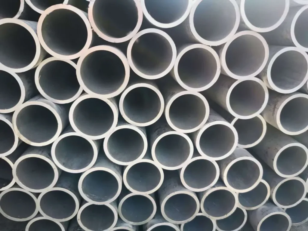 Industrial Stainless Steel Pipe & Tube in Two Sizing Systems