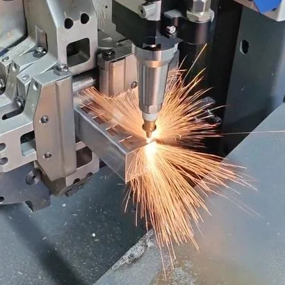 Fiber laser tube cutting machine at work