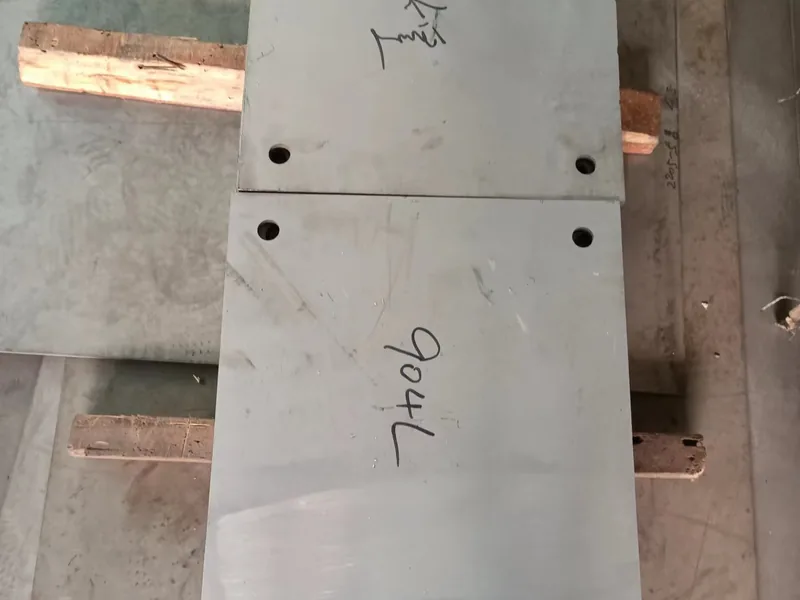 Stainless steel plate parts cut to size